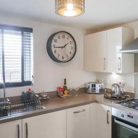 Cinder Track Hideaway Apartment